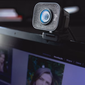 1080p HD Webcam with Privacy Shutter